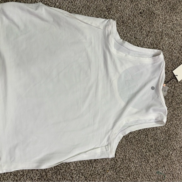 Calia Women’s White Scoop Neck Tank, multiple sizes - Picture 10 of 11